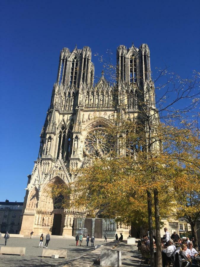 Bedinreims "Burgundy Bottle" 110M2 Exceptional, 4 Chambres Doubles, 2 Bain, Free Park & Wifi, Tout Equipe Exteriér fotografie
