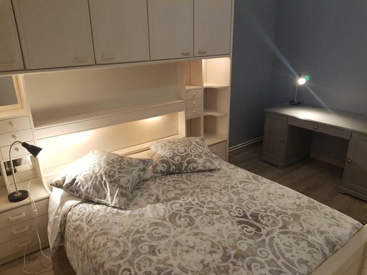 Bedinreims "Burgundy Bottle" 110M2 Exceptional, 4 Chambres Doubles, 2 Bain, Free Park & Wifi, Tout Equipe Exteriér fotografie